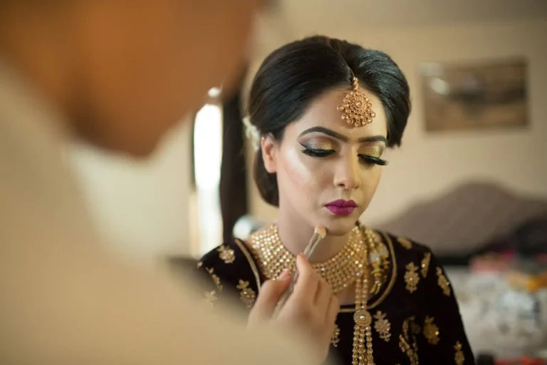 Maquillage mariage : un teint qui tient toute la journée