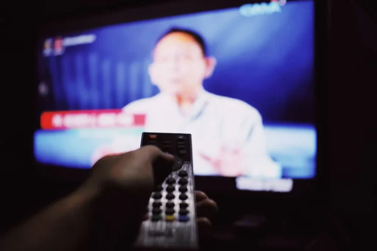 Programme TV du soir : où le trouver et comment s&rsquo;y retrouver