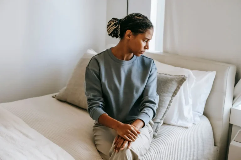 Crise de couple et chambre à part : arrangement ou signal ?