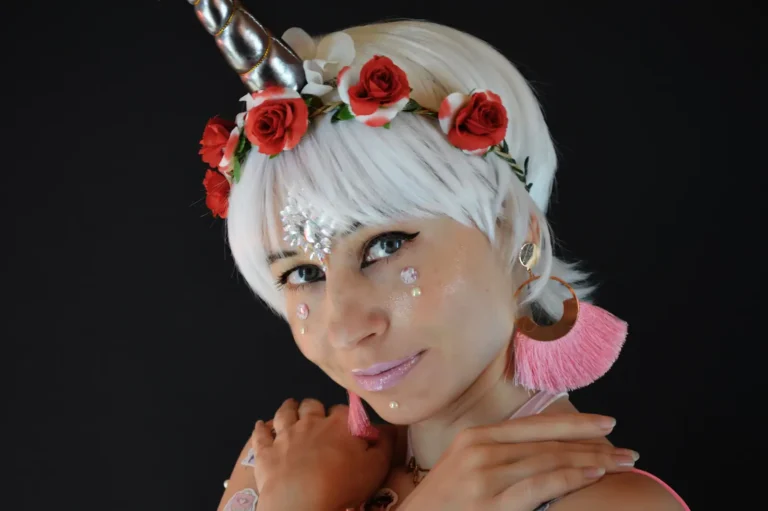 Maquillage licorne : les codes, la méthode et les précautions