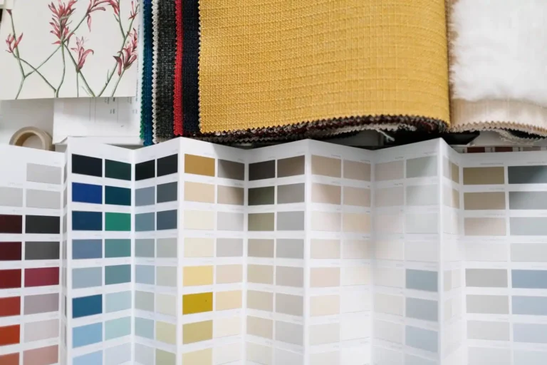 Couleur tendance mode 2026 : Cloud Dancer et la palette qui l&rsquo;accompagne